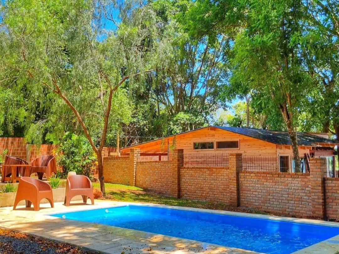 Вилла La Casa Del Lago Urugua-I Пуэрто-Игуасу Экстерьер фото